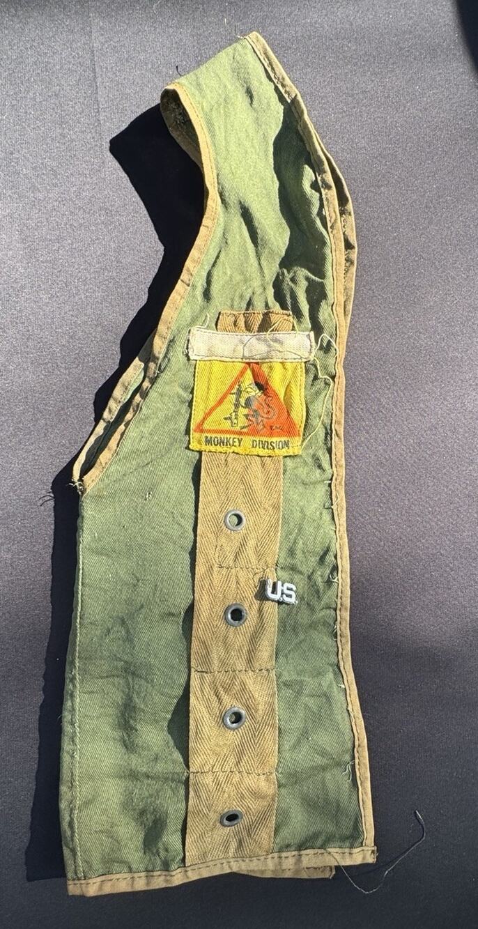Vintage 1960’s Remco Children's Monkey Division Battle Loop Over Vest -TO15